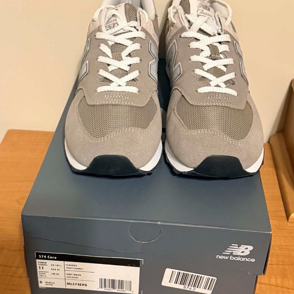 New Balance 574 Classic Sneakers – Men’s Size 11 – Gray/White – Brand New - Picture 2 of 4